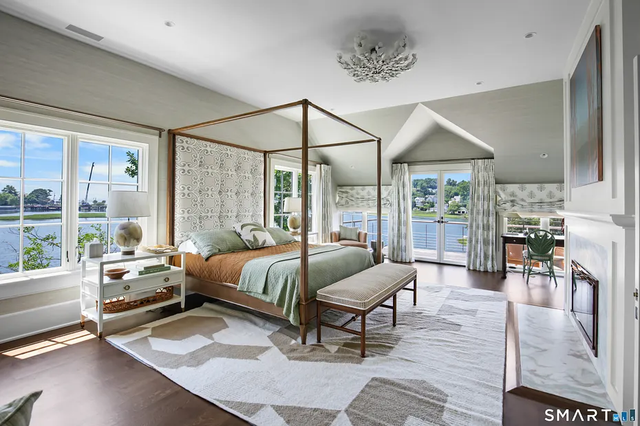 30 Edgewater Hillside Photo 11