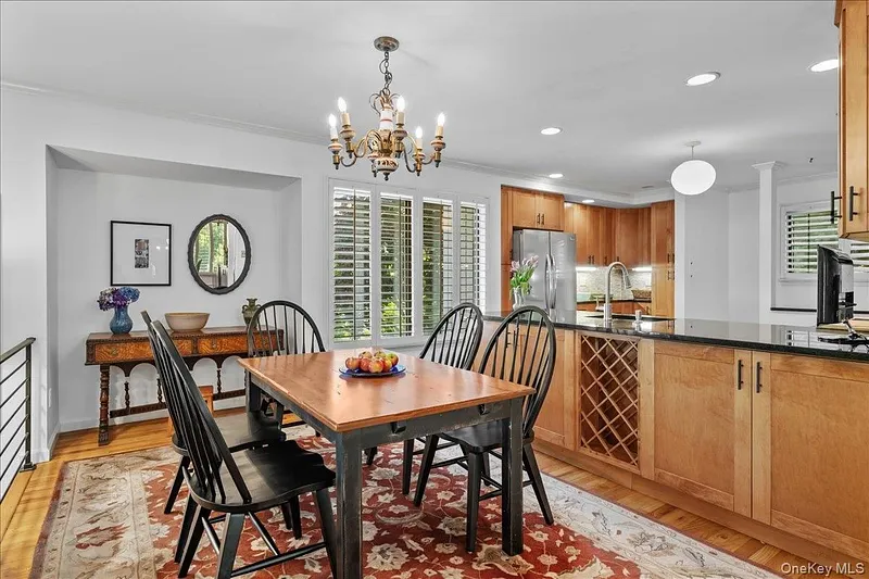9 Salisbury Place Photo 13
