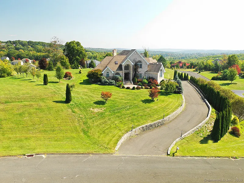 114 Wheeler Farm Road Photo 3