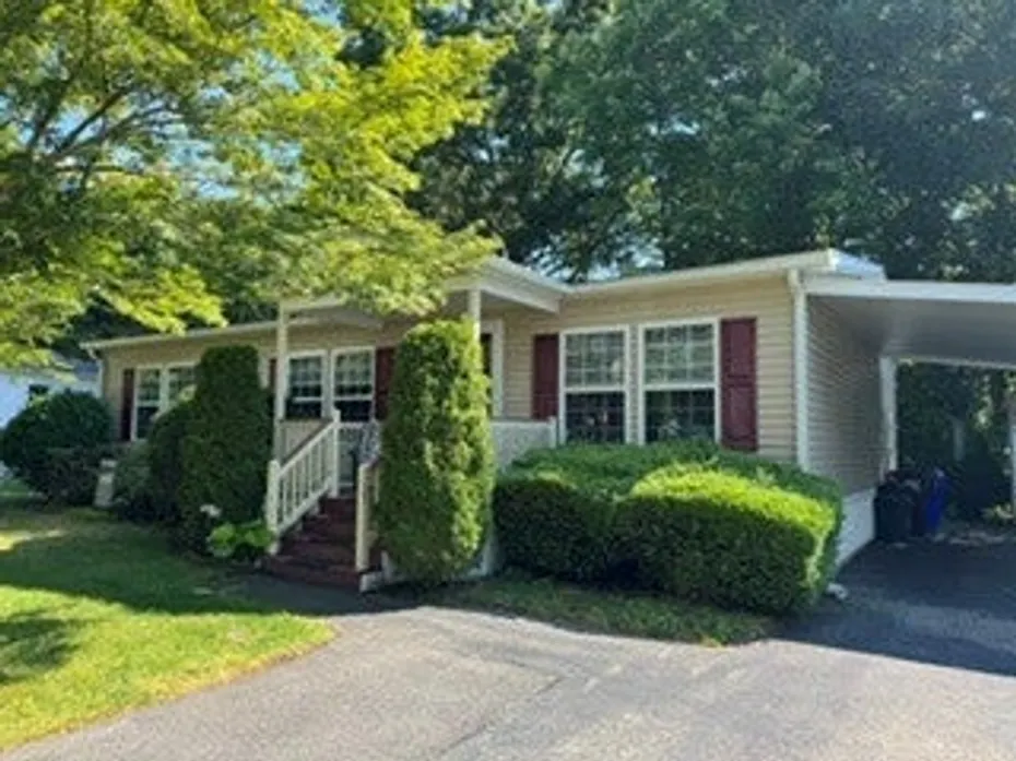 50 Highland Street Unit 227 Photo 2