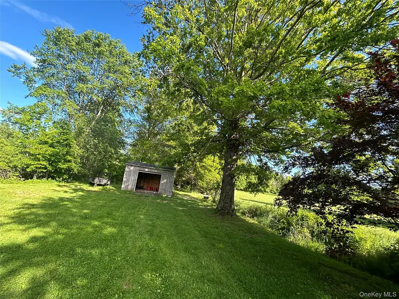 94 Jansen Road Photo 15