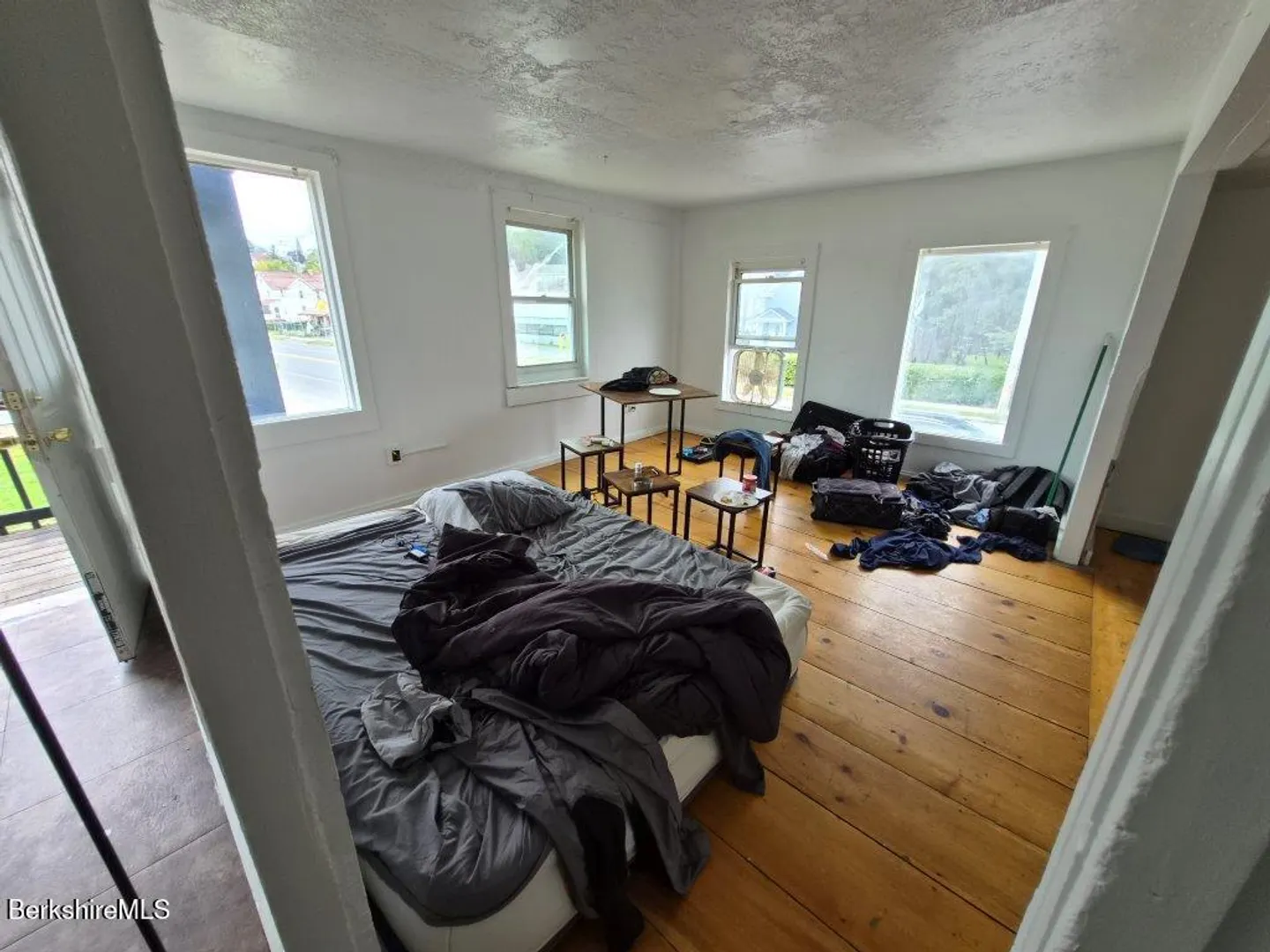 85 Wahconah St Photo 8
