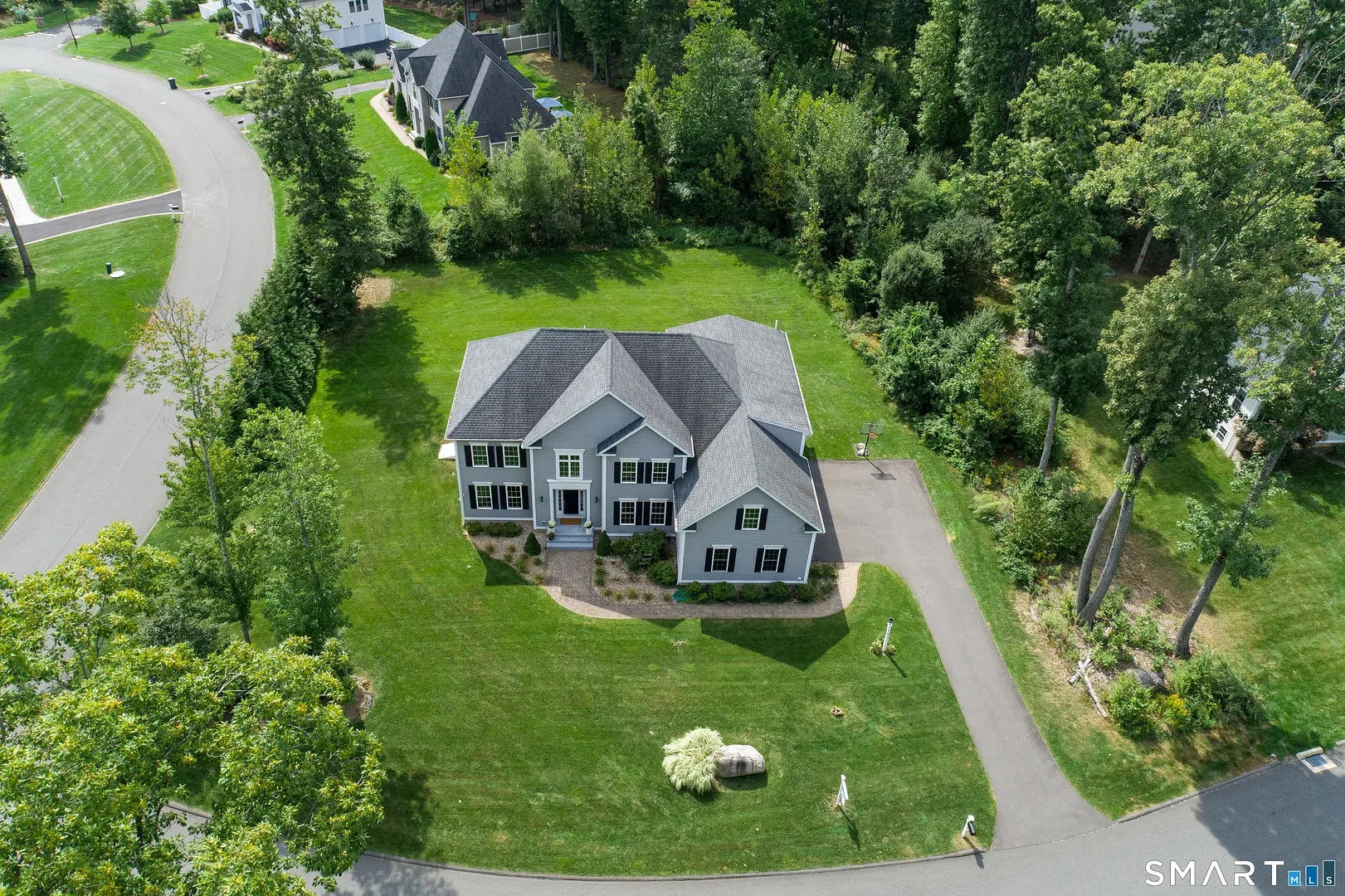 61 Lenox Road Photo 36