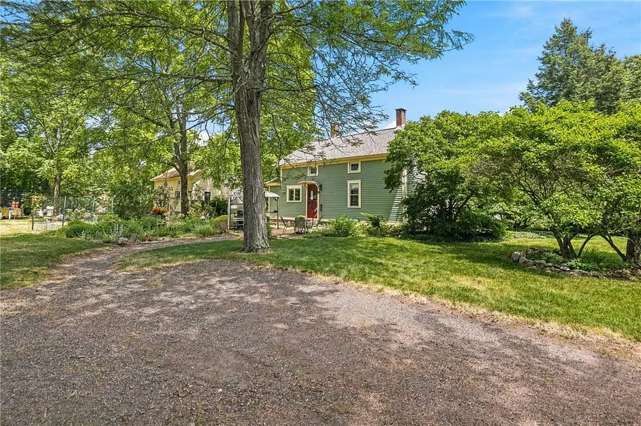 362 Abbott Run Valley Road Photo 5