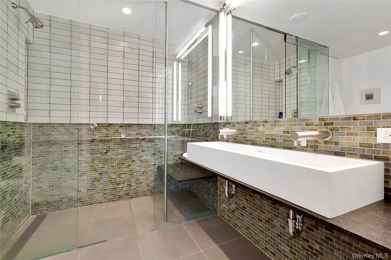 1485 5th Avenue  #26D Photo 17