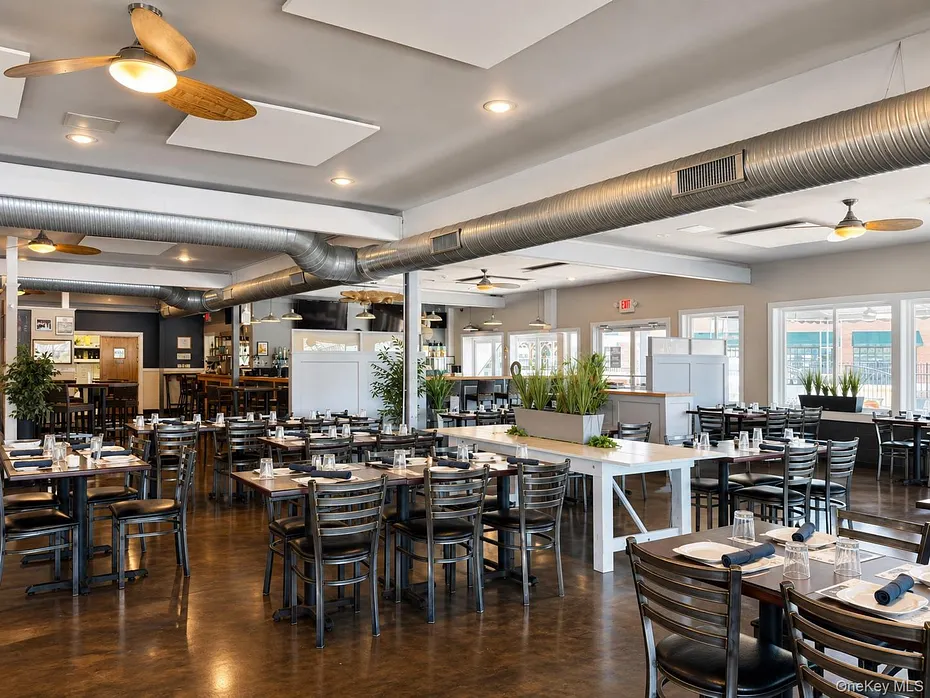 7 Main Street Photo 14