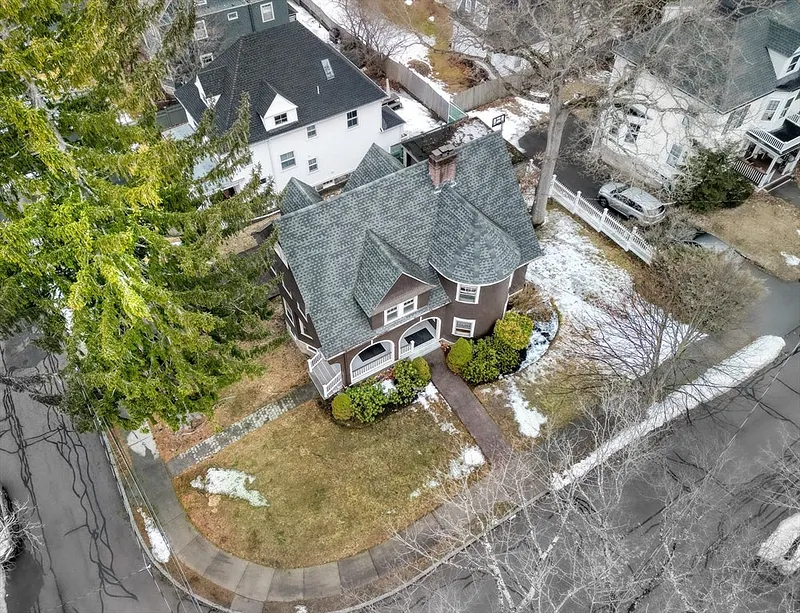 37 Glenwood Ave Photo 31