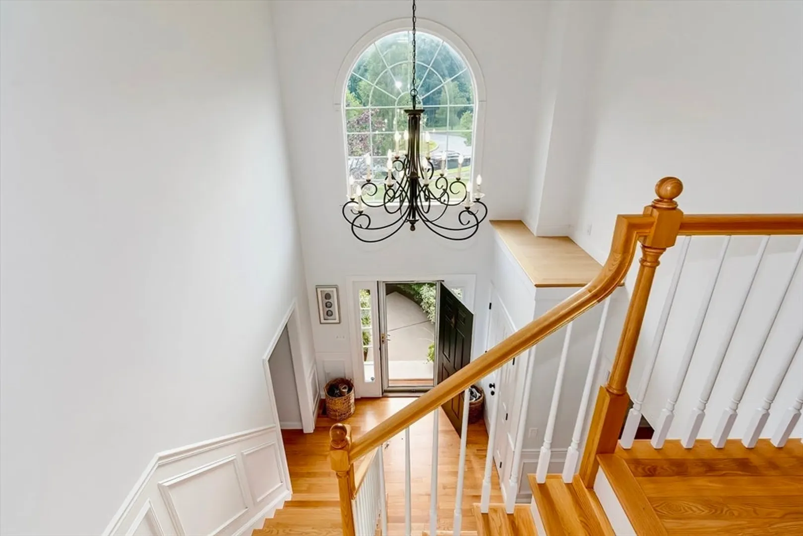 6 Davenport Rd Photo 3