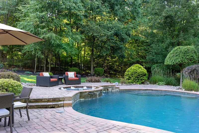 14 Highwood Crossing Photo 36