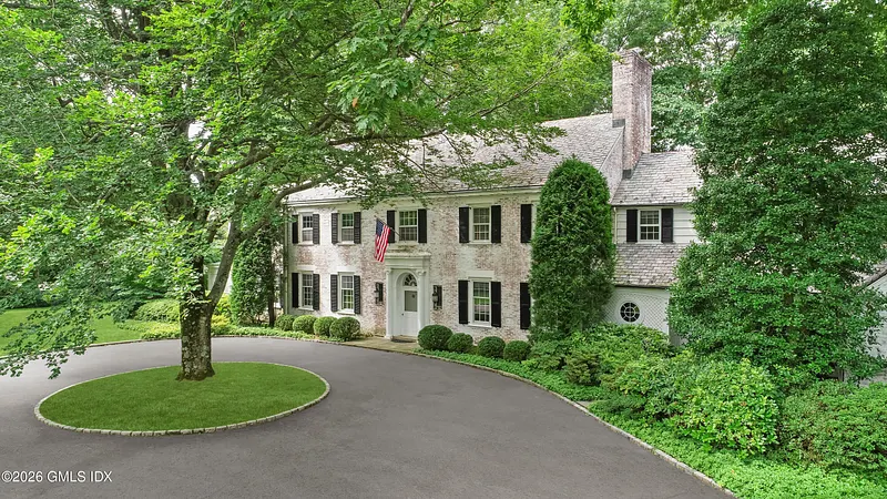 12 Woodside Road Photo 7