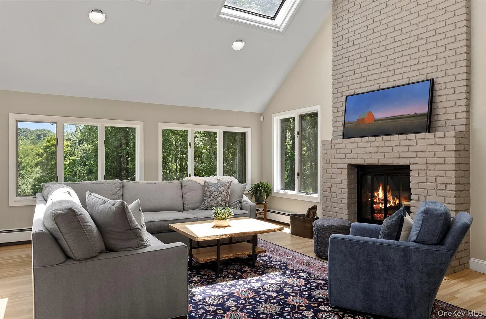 12 Hilltop Road Photo 9