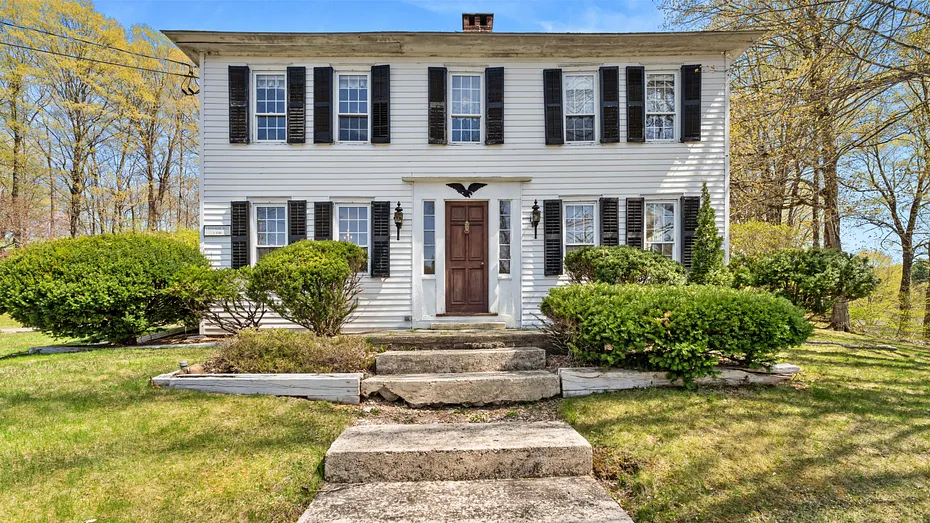 6 Tyringham Rd Photo 5