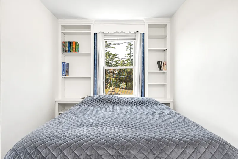 124 Beach Street Photo 35