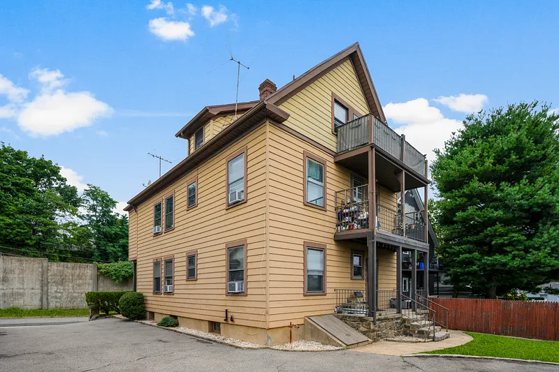 124 Pelham Street Photo 20