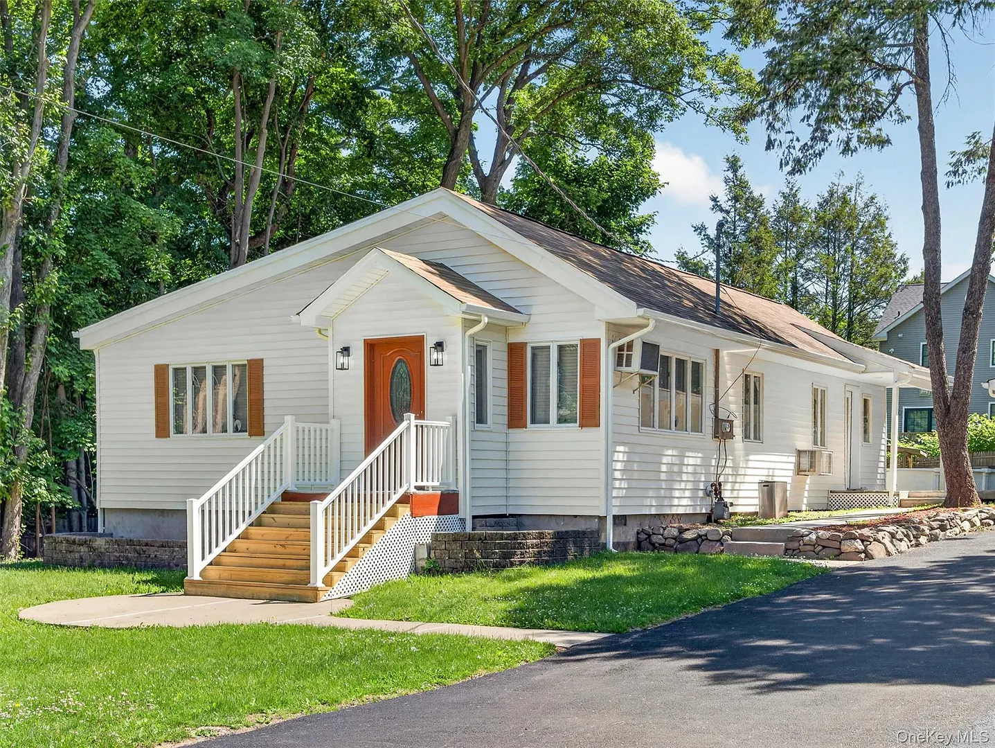 14 Forest Glen Road Photo 3