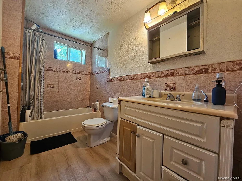41 Houston Avenue Photo 14
