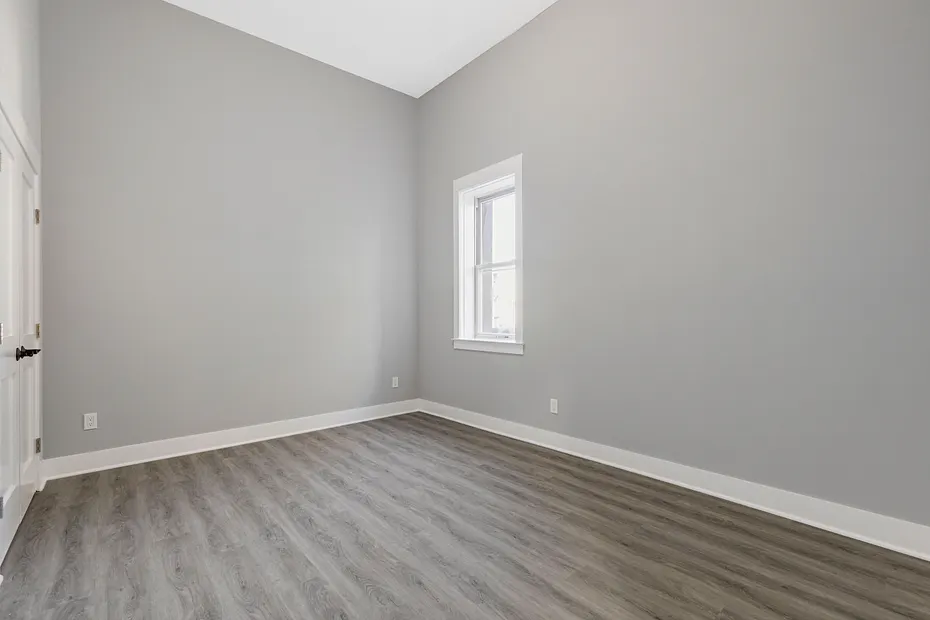 47 Beekman Avenue  #33 Photo 5