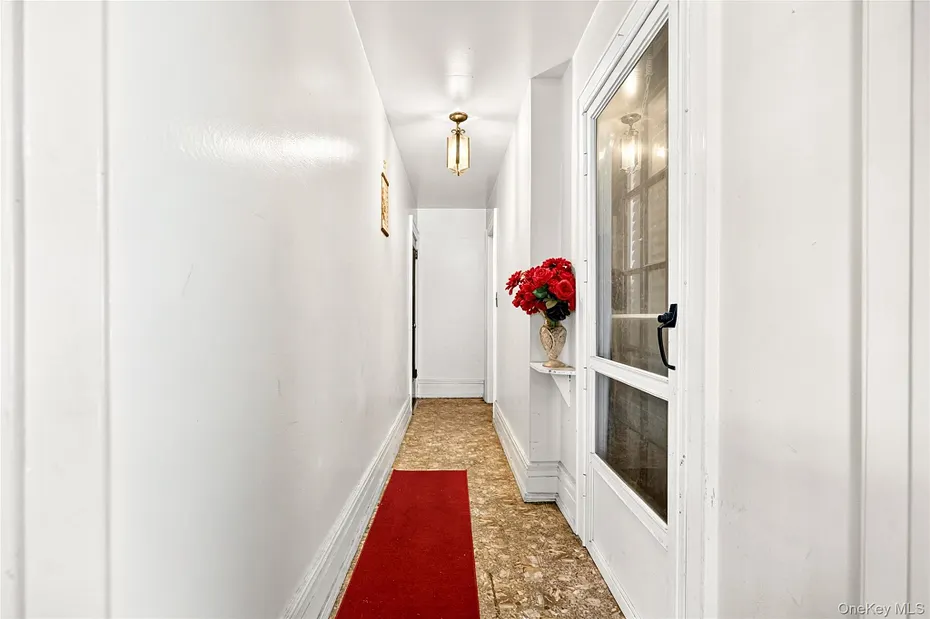 36 S 8th Avenue Photo 3
