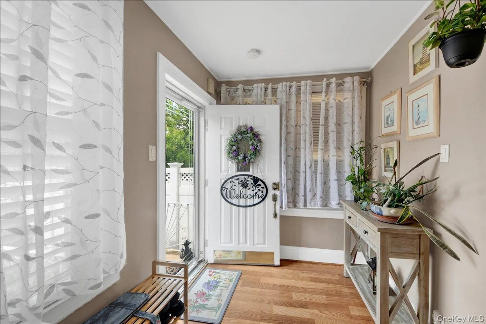 322 Logan Avenue Photo 3