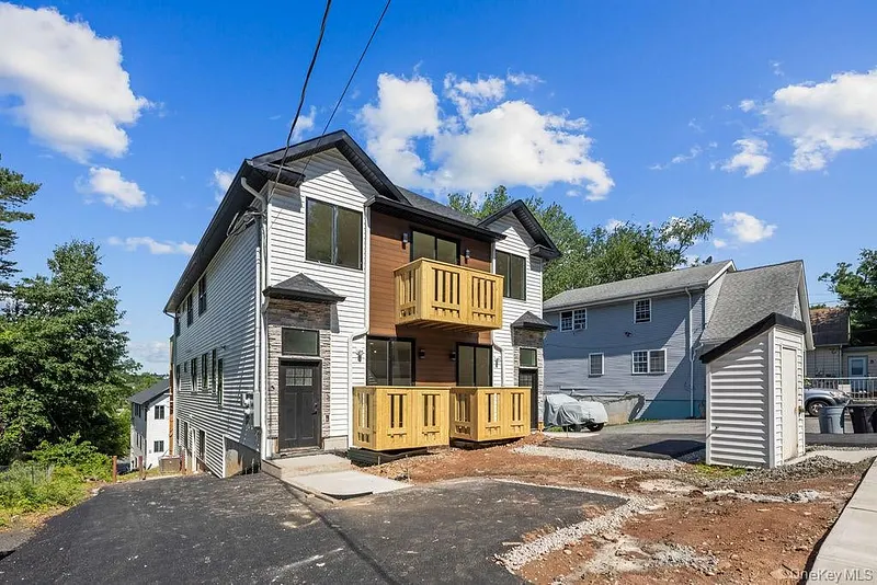111 S Lake Street  #101 Photo 6