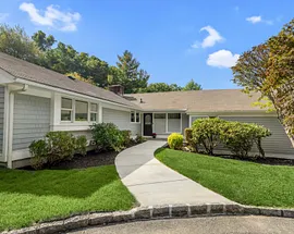 10 Skyview Drive