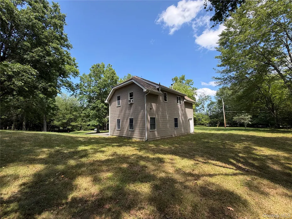 468 Decker Road Photo 4