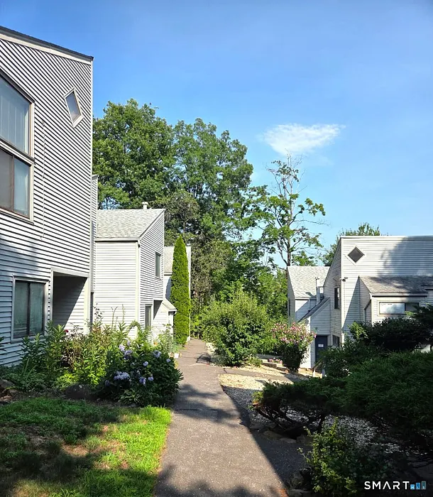 12 Talcott Forest Road  #E Photo 11