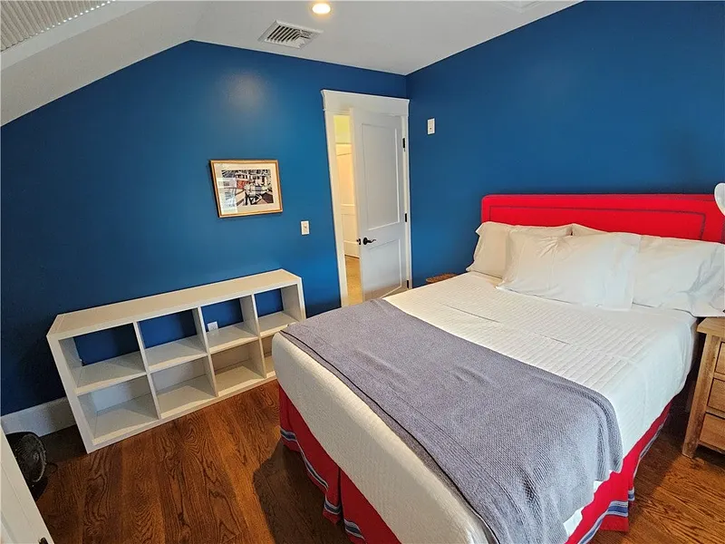 209 Coggeshall Avenue Photo 40