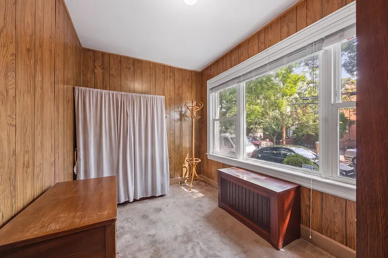 1659 Lurting Avenue Photo 3