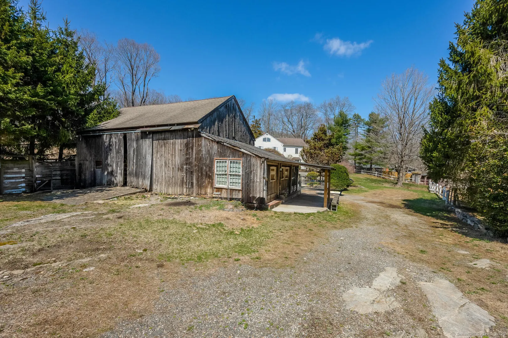 175 Mountain Road Photo 36