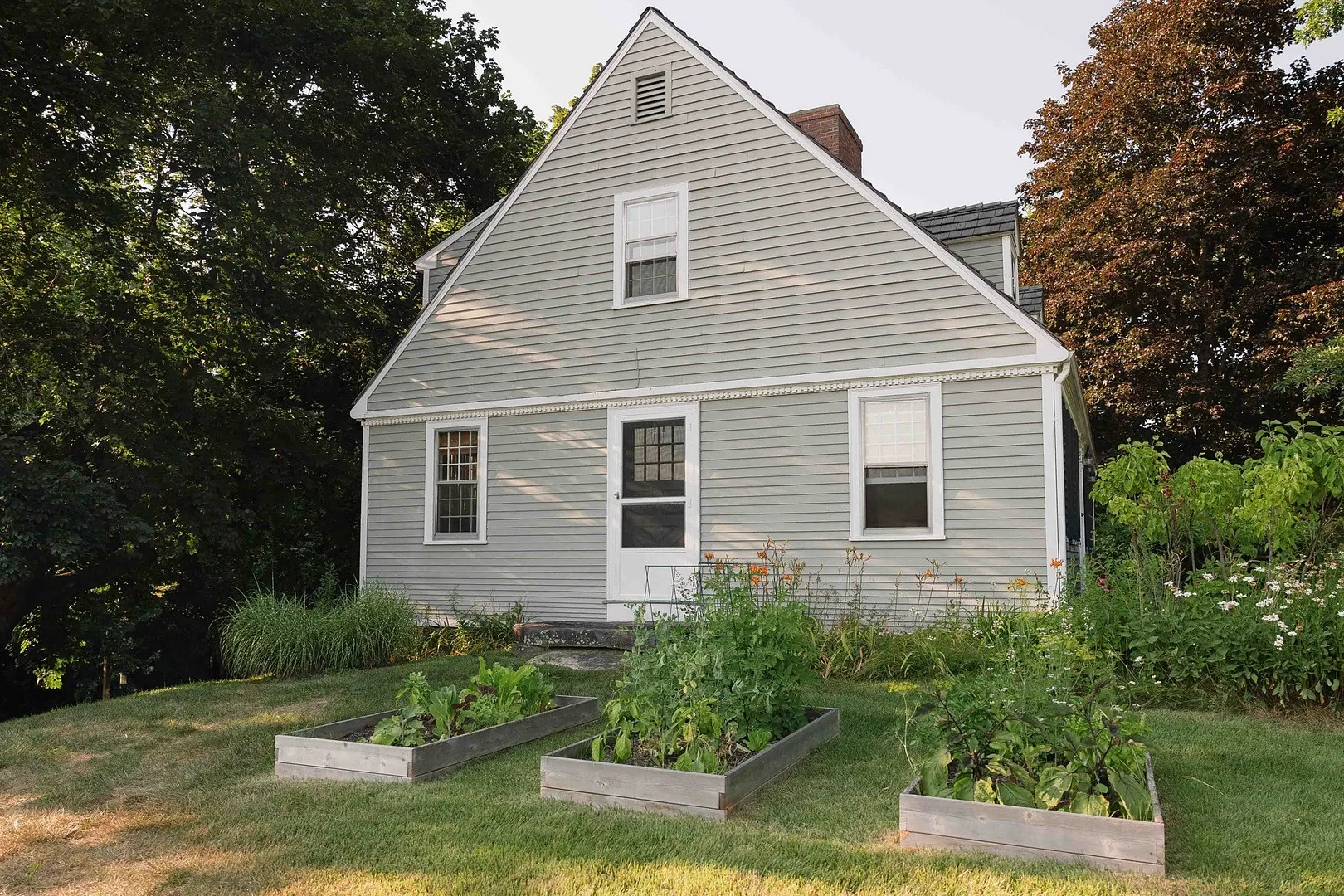 636 Bernardston Rd Photo 3