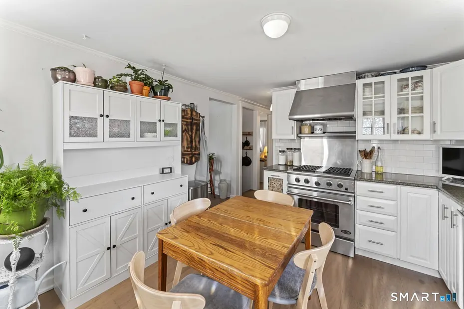 37 Cedar Crest Place Photo 6