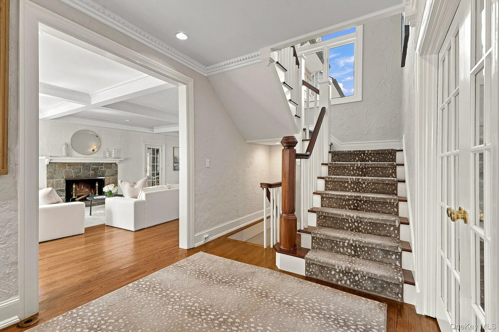 522 The Parkway Photo 6
