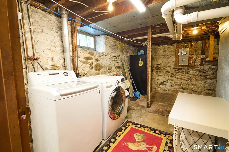 80 Dixon Street Photo 34