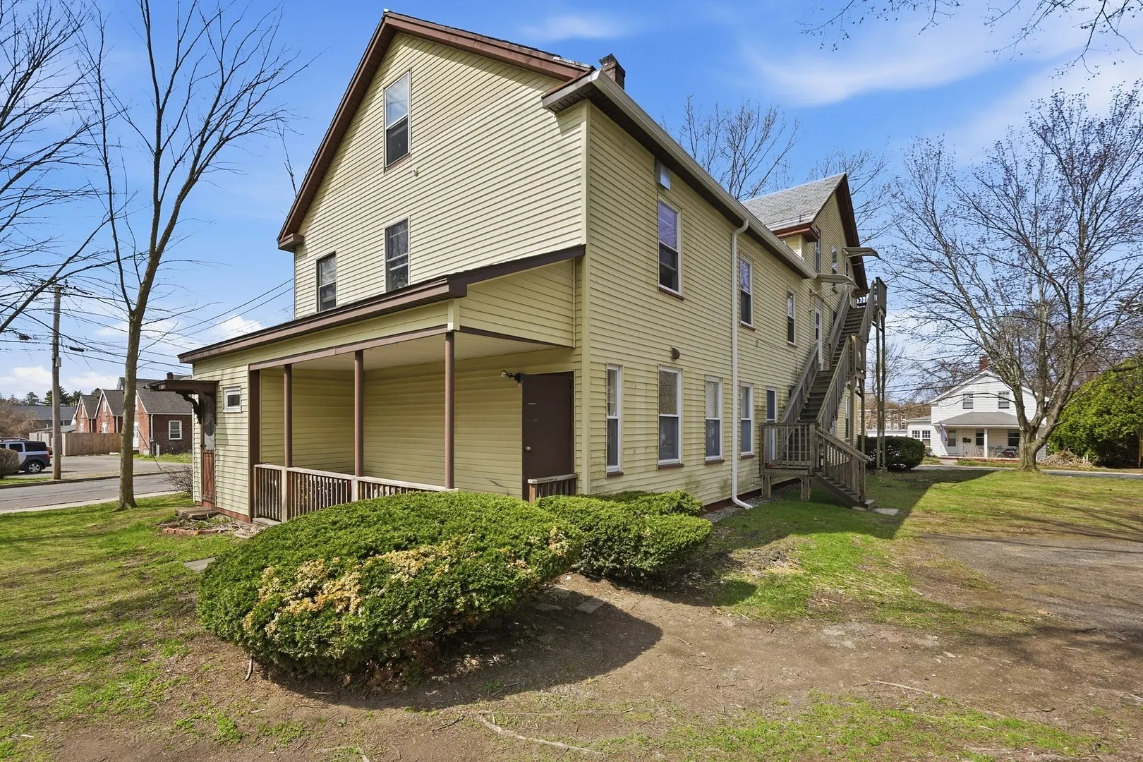 17 Adams St Photo 9