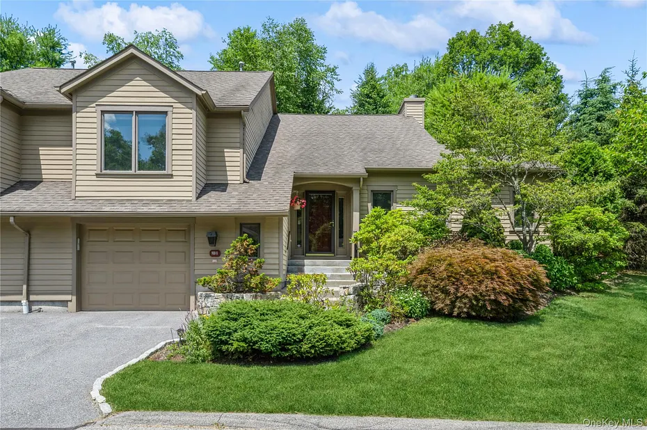 900 Heritage Hills  #B Photo 1