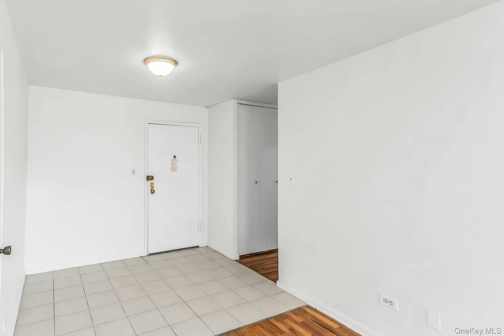 209-39 23rd Avenue  #3F Photo 3
