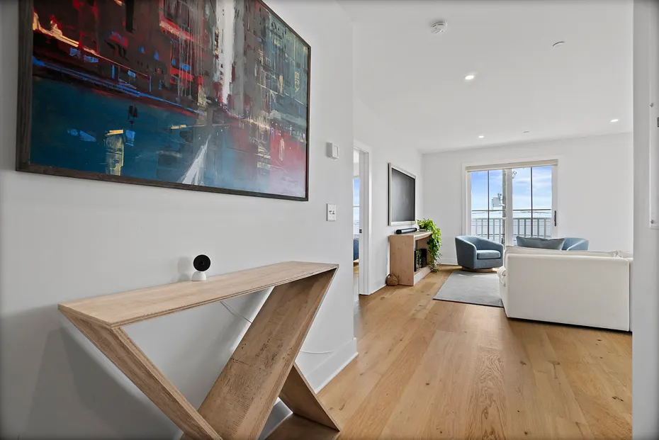 185 Main Street  #APT 301 Photo 2