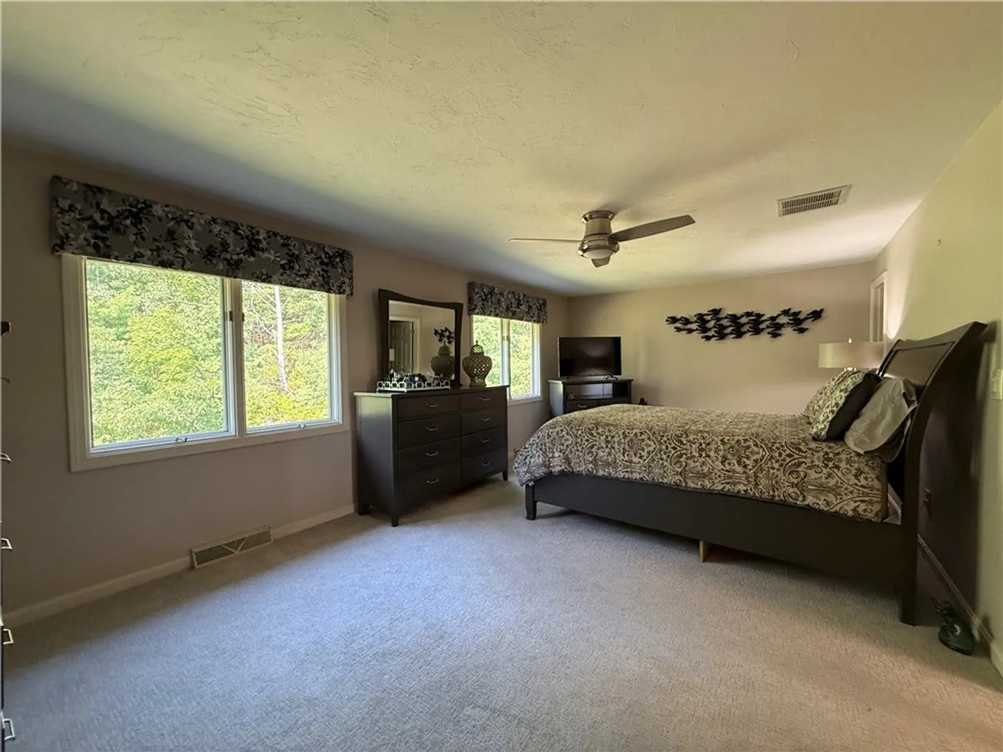 35 Waterview Drive  #D Photo 15