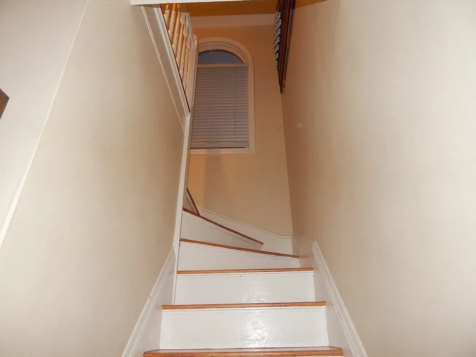 20 Virginia Ter Photo 18