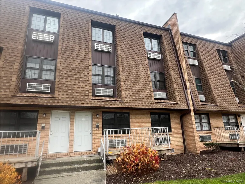 408 Carpenter Avenue  #24 Photo 1