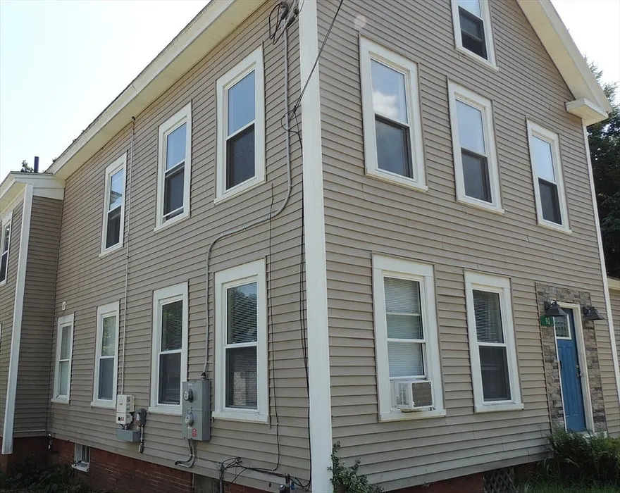 90 Quaboag St Photo 2