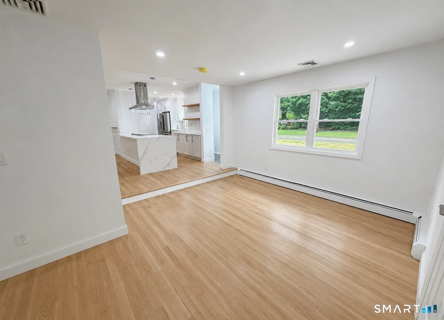 106 Glenwood Road Photo 7