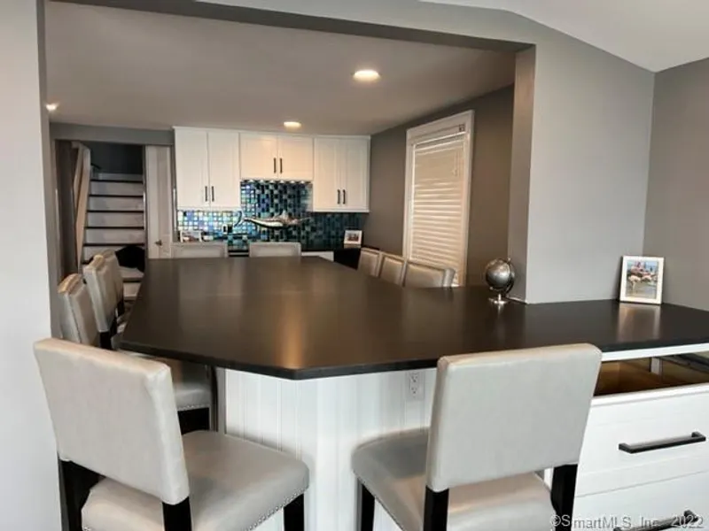 21 Groveway #21 Photo 5