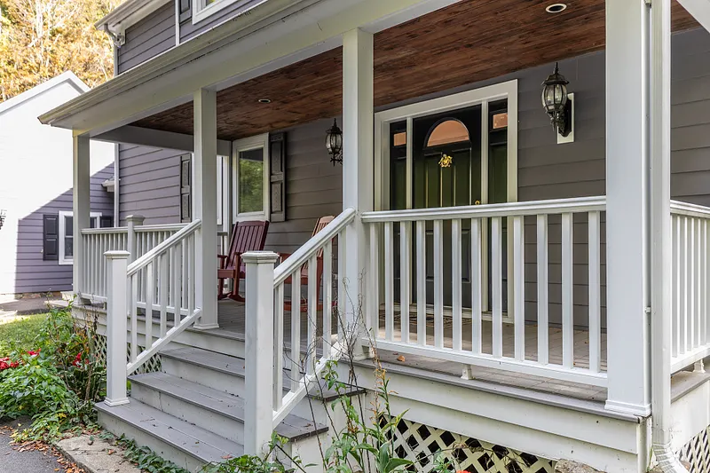 168 Cobble Road Photo 3