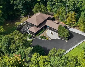 668 North Farms Road