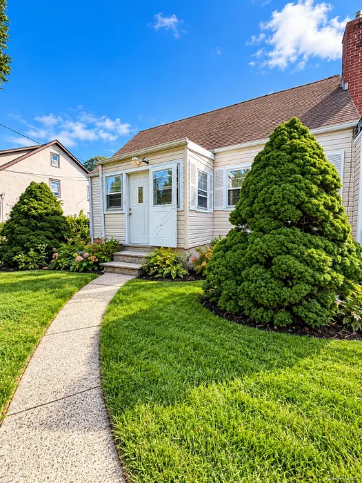 12 N Mortimer Avenue Photo 1