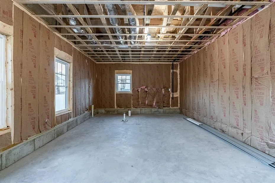 214 Horton St Photo 36