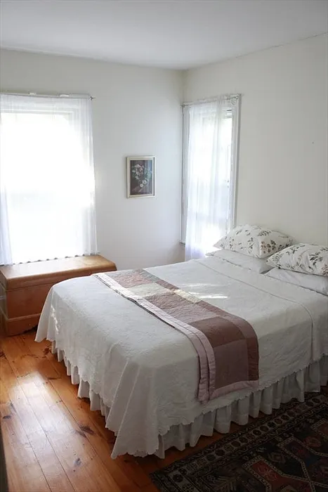 254 Lincoln Photo 28