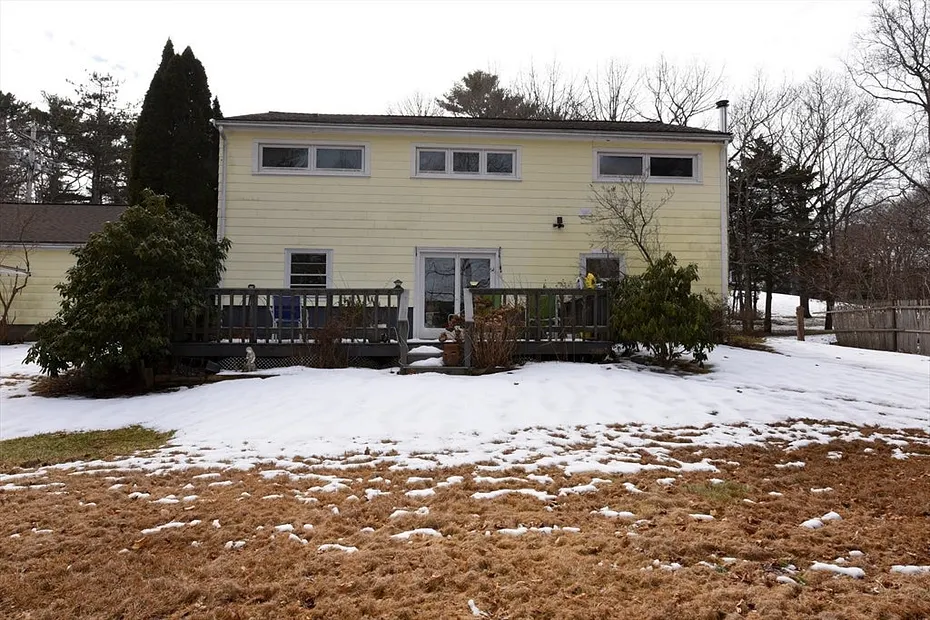 366 Webster St Photo 39